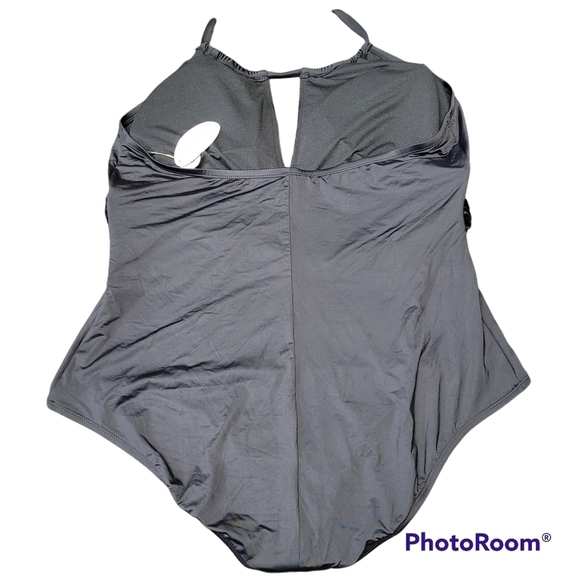 Mynah Black Backless High Halter Keyhole Neckline Full Body Swimsuit 24W NWT - Picture 4 of 7